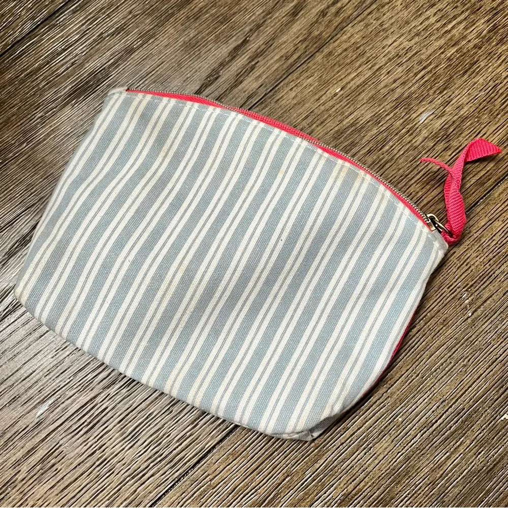 Ipsy Cosmetic Bags Set of Four Green Stripes Pink